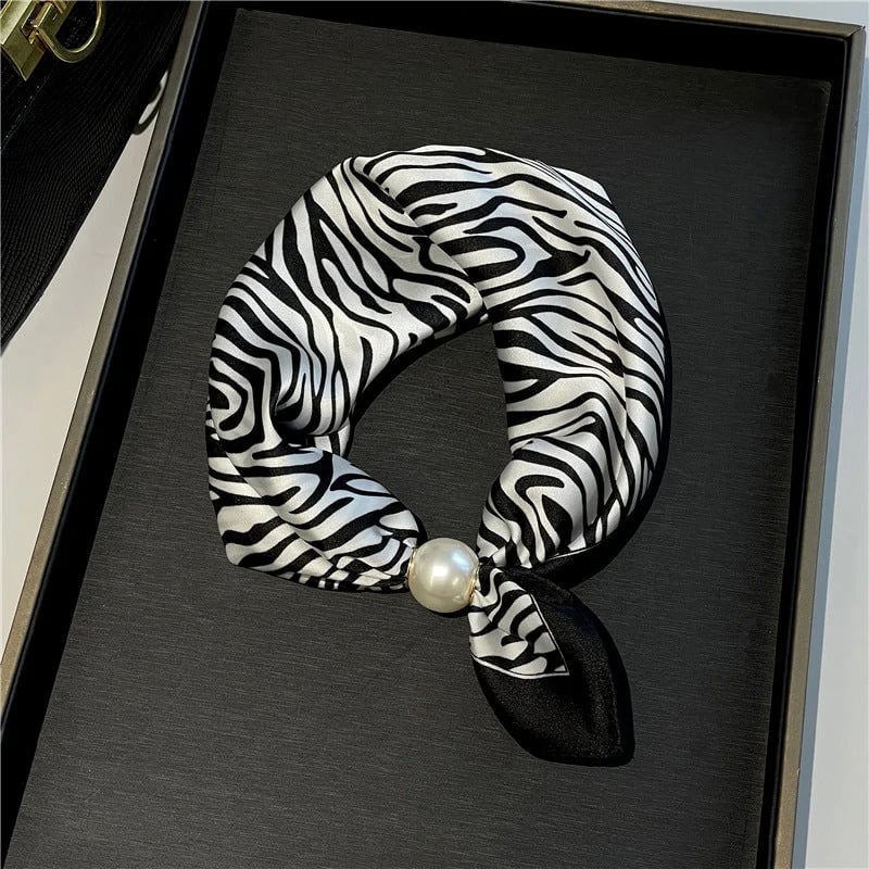 🏆25K+ SOLD 🔥2026 HOT SALE ✨ Effortless Glamour: Pop-On Pearl Necklace Scarf 🧣