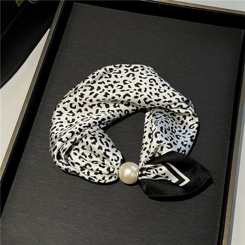 🏆25K+ SOLD 🔥2026 HOT SALE ✨ Effortless Glamour: Pop-On Pearl Necklace Scarf 🧣